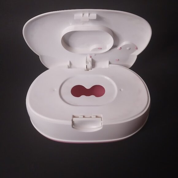 Hello Kitty Wipes Case - Picture 5 of 7